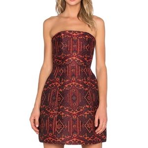 Alice & Olivia Nikki Structured Jacquard embossed